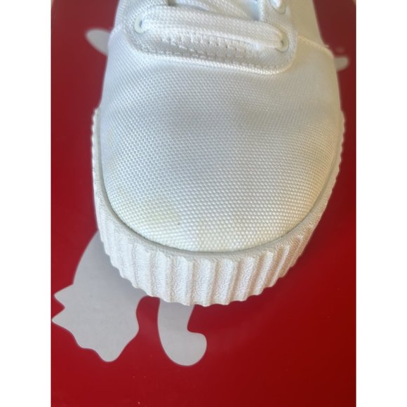 Puma - Picture 4 of 8